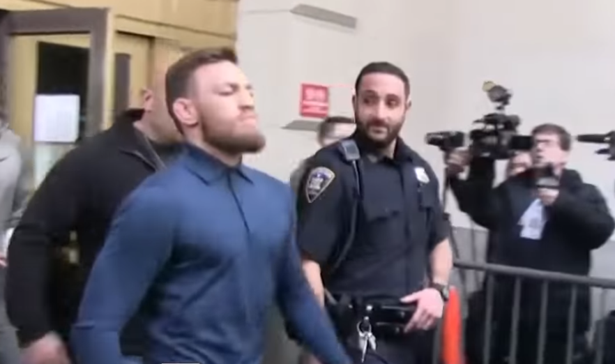 Primele imagini cu McGregor dupa eliberare! Unde s-a oprit irlandezul la scurt timp dupa ce a fost prezentat in fata judecatorilor