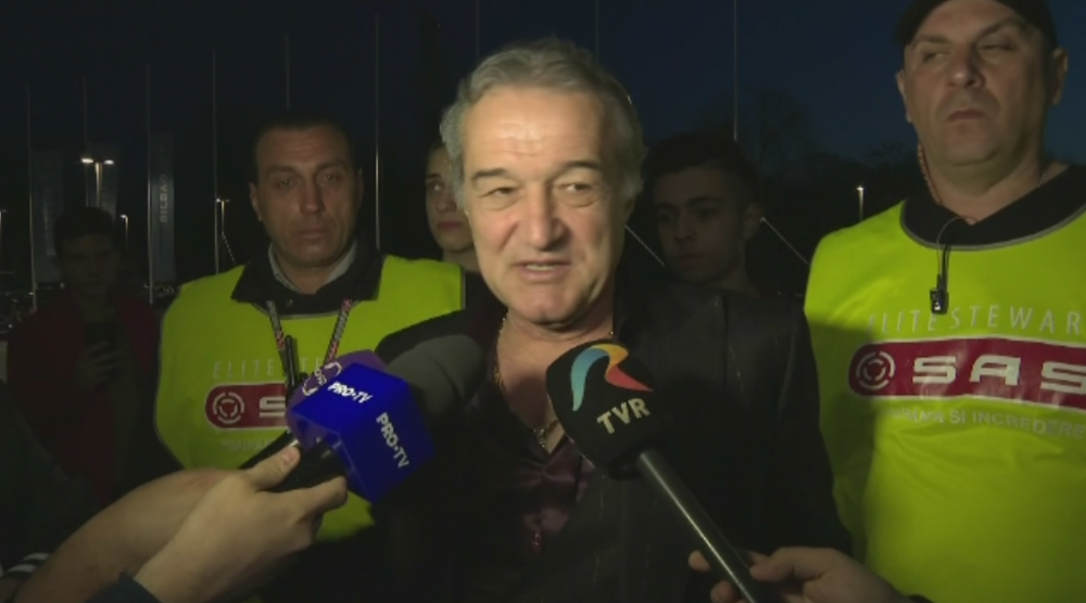 Becali, din nou la meci, dupa ce si-a luat pauza in ultima luna! Am fost aseara in cantonament, le-am spart ouale! Imi ziceau ca e de fier! &nbsp;