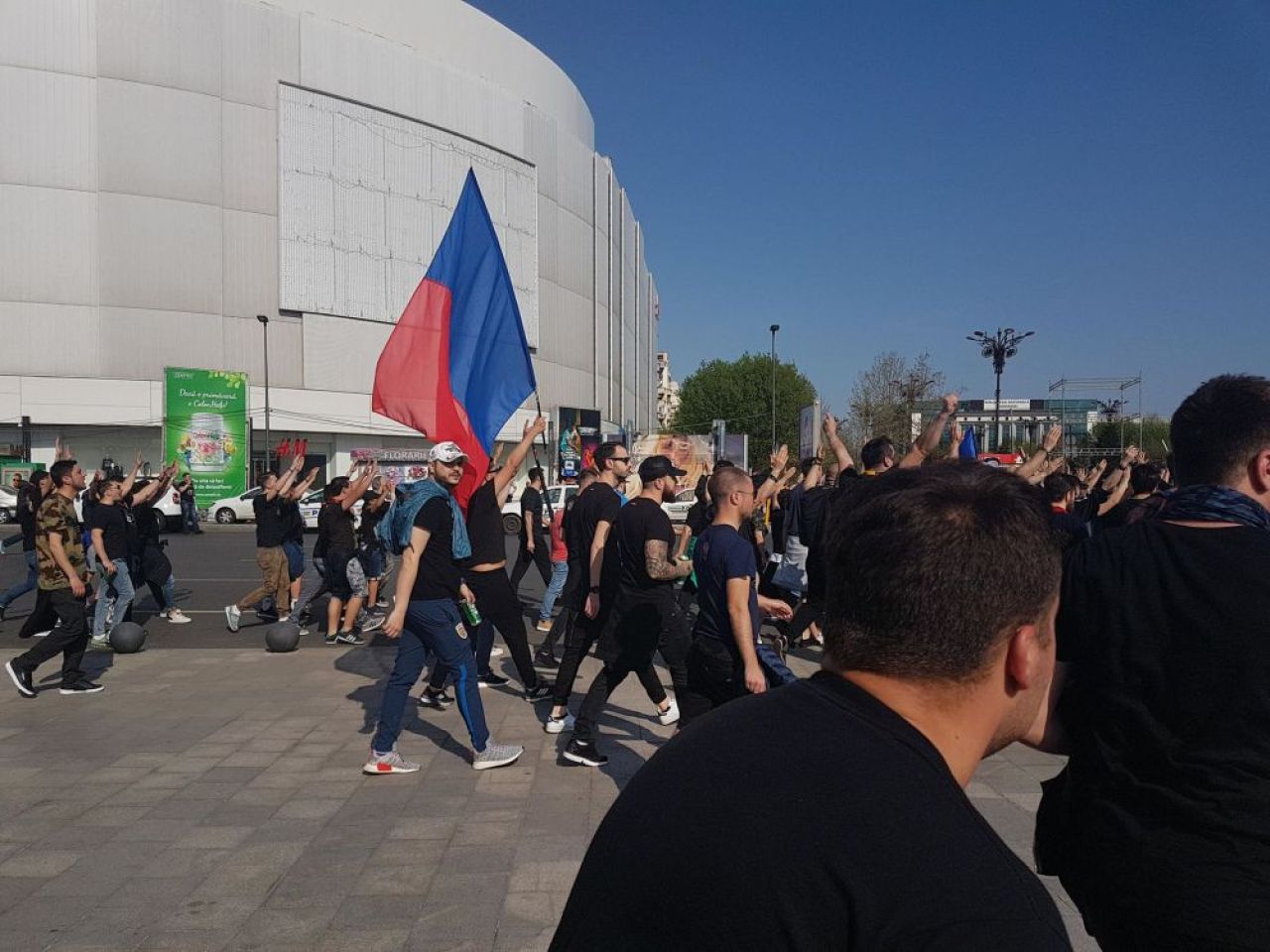 COD VISINIU pe National Arena! Meci NEBUN in L4: Rapid castiga cu 3-1 si e lider. Tensiune MAXIMA: Meciul a fost intrerupt de 5 ori!_6