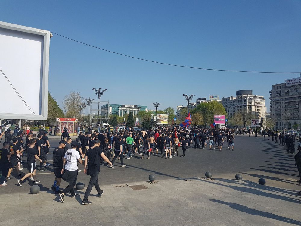 COD VISINIU pe National Arena! Meci NEBUN in L4: Rapid castiga cu 3-1 si e lider. Tensiune MAXIMA: Meciul a fost intrerupt de 5 ori!_10