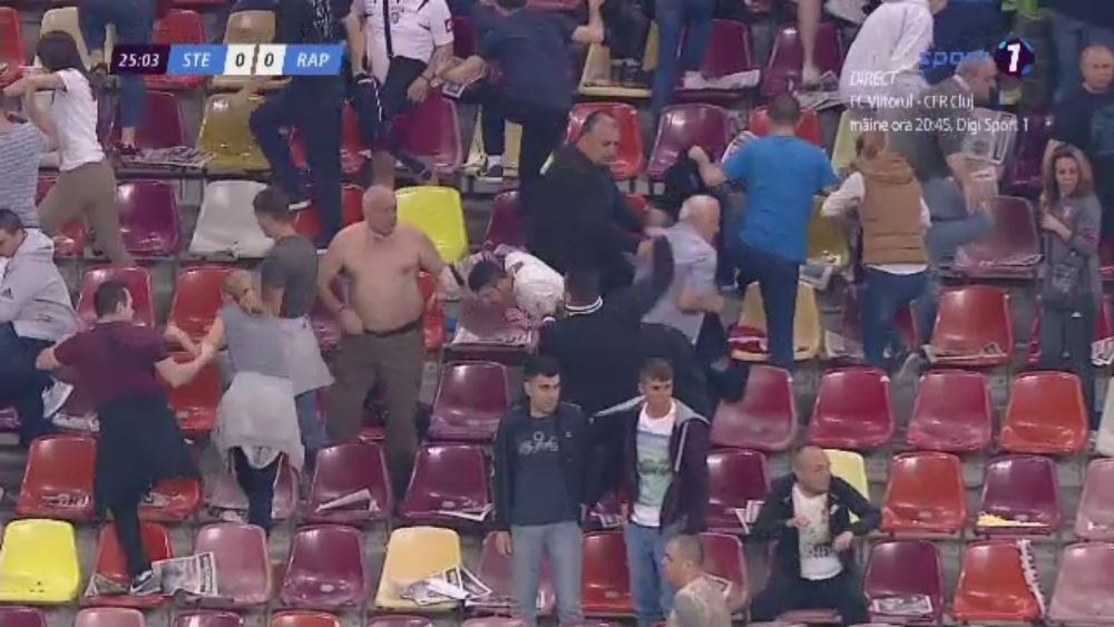 COD VISINIU pe National Arena! Meci NEBUN in L4: Rapid castiga cu 3-1 si e lider. Tensiune MAXIMA: Meciul a fost intrerupt de 5 ori!_22