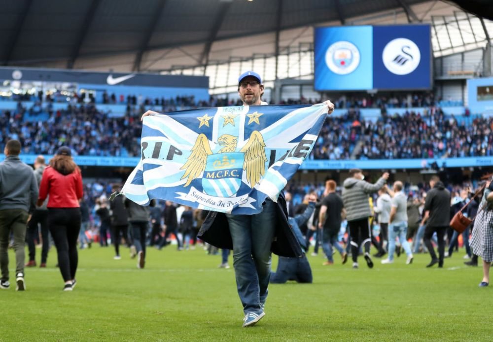City a celebrat titlul cu o nebunie: 5-0, 82% posesie si terenul invadat de suporteri // GALERIE FOTO_7