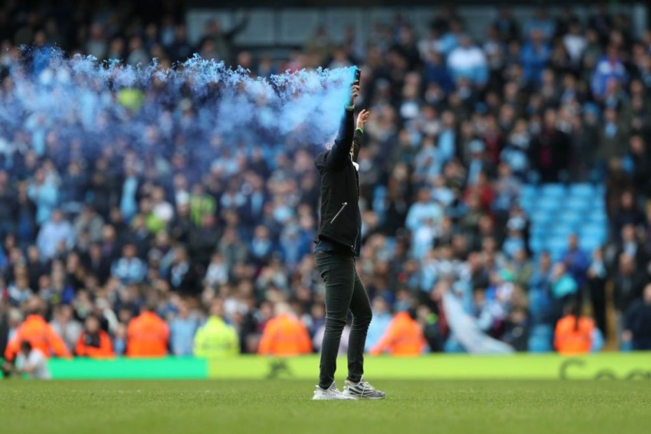 City a celebrat titlul cu o nebunie: 5-0, 82% posesie si terenul invadat de suporteri // GALERIE FOTO_9