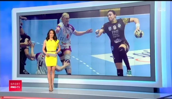 Mircea Rednic a recuperat catelusii de la stadionul lui Poli Iasi! Antrenorul a oferit o recompensa: Sper sa fie talismanul nostru!