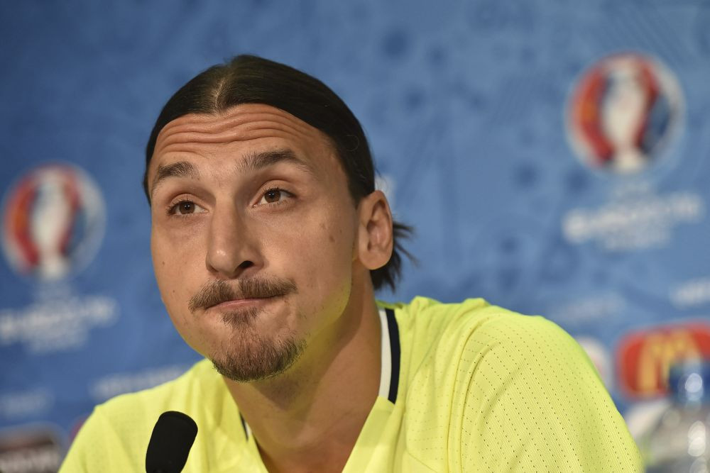 Nu-i dai tu ignore lui Zlatan! El iti da tie! :) Reactia lui Ibrahimovic dupa ce selectionerul Suediei a anuntat ca nu-l ia la Mondial