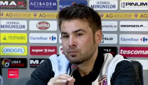 Manelele sunt genul meu preferat de muzica?! Da, de la 2-3 noaptea incolo! :)) De ce a interzis Mutu manelele la Voluntari