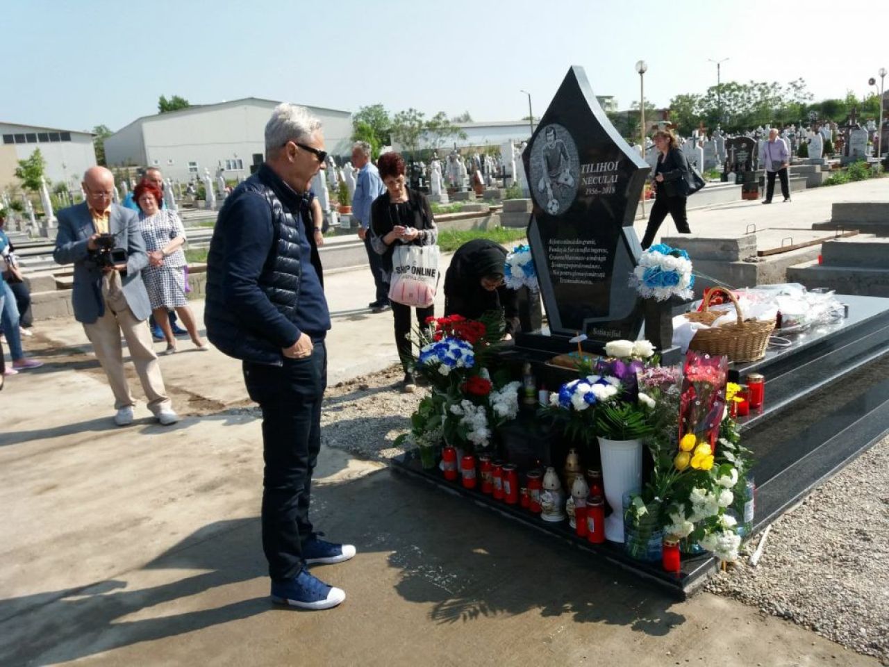FOTO: Legendele Craiovei Maxima au fost prezente la parastasul de 40 de zile in memoria lui Nicolae Tilihoi_3