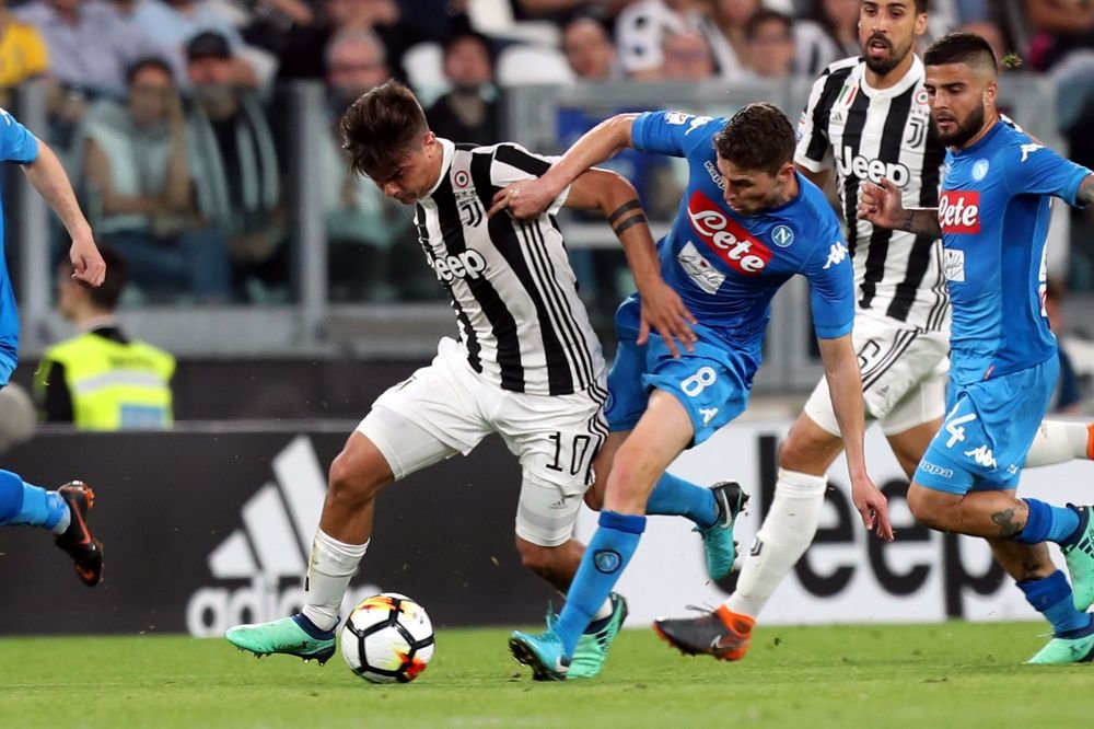 Razboi pentru TITLU! Napoli viseaza la marele trofeu dupa 28 de ani, Juve vrea al 7-lea titlu consecutiv! Diseara 21.45 Inter - Juventus, Dumnica 19.00 Fiorentina - Napoli