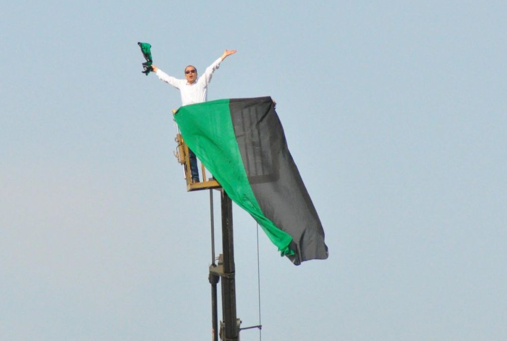 Era interzis pe stadion, dar a venit cu MACARAUA la meci! Imaginea zilei in Turcia. FOTO_1