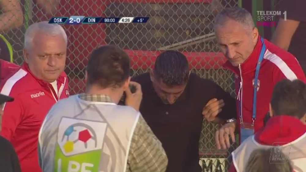 NEBUNIE la Sf. Gheorghe! Dinamovistii au furat un steag, Danciulescu a fost GAZAT! Imagini INCREDIBILE in Liga1_3