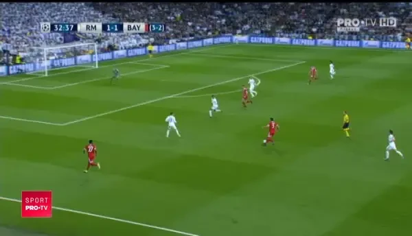 Cum a putut sa rateze de acolo?! James Rodriguez a avut ocazia SEZONULUI in UEFA Champions League! Cum a trimis din 2 metri