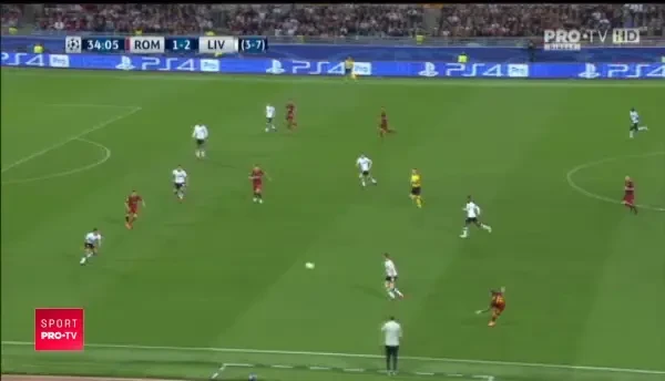 Bara dupa sutul lui El Shaarawy, deviat de Milner!