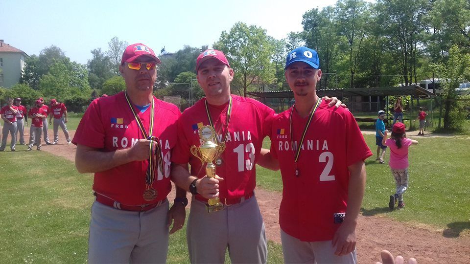 Inventatorii oinei vs. regii baseball-ului! Romanii si americanii se dueleaza la Constanta, intr-un meci special_3