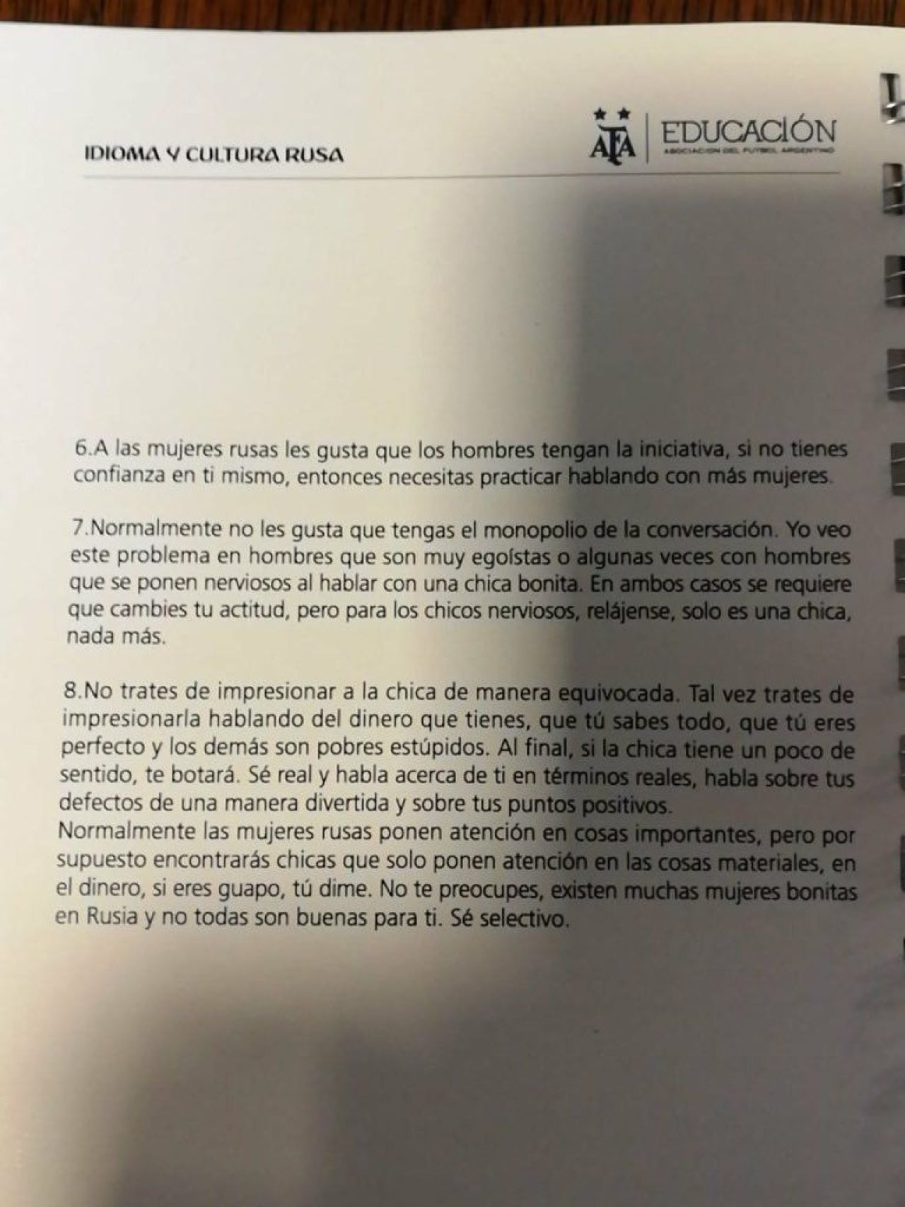 Federatia din Argentina a lasat un ghid de agatat rusoaice pentru suporterii care merg la Mondial :) Ce le recomanda fanilor_2