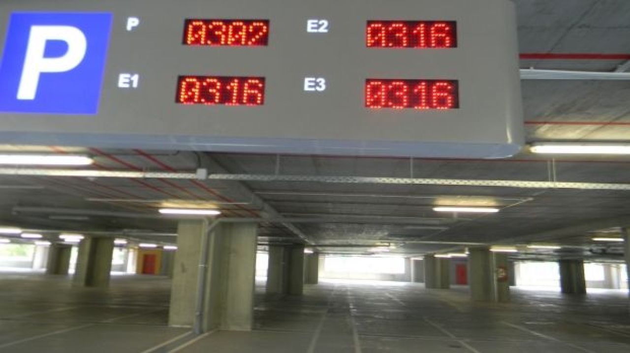 De rasul lumii! Motivul pentru care parcarea supraetajata de la National Arena nu e functionala, la 7 ani de la inaugurarea stadionului_3