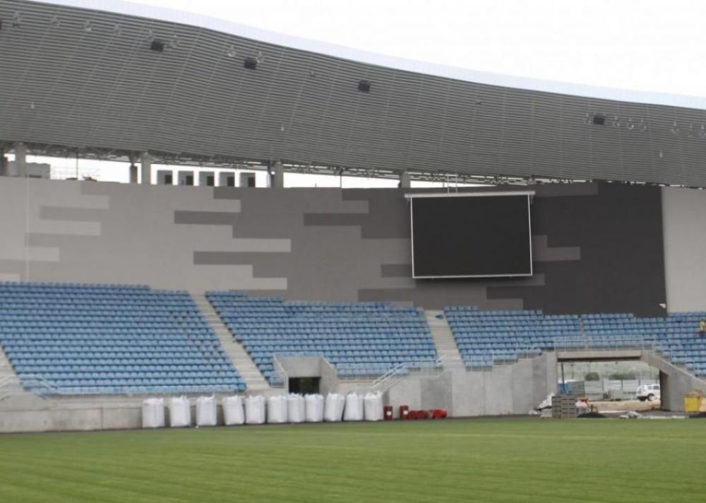 Ca la noi, la nimenea! Desi este finalizat, stadionul din Tg. Jiu nu poate fi inaugurat. Motivul e INCREDIBIL!_6