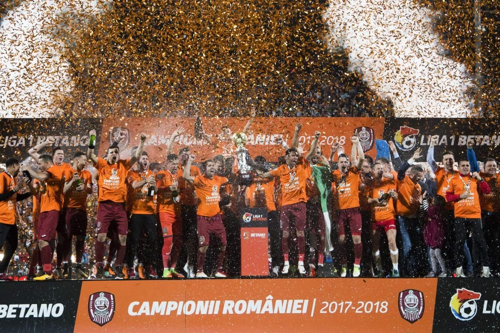 CFR CLUJ ESTE CAMPIOANA ROMANIEI! Golul lui Djokovic ii aduce TITLUL lui Dan Petrescu, FCSB a fost pe primul loc pentru 4 minute! Cum s-au trait ultimele 90 de minute ale sezonului_28