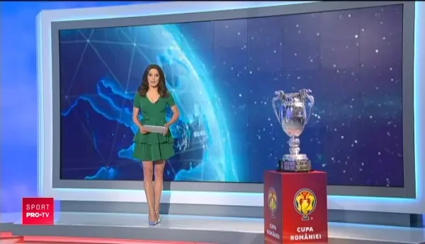 VIDEO EPIC! S-au dat cu masinile de F1 prin centrul orasului si pe malul marii! Imagini de senzatie_2