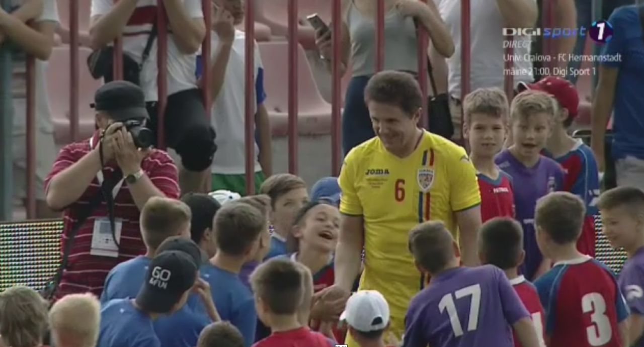 Nesu a UNIT fotbalul din Romania! Hagi, Popescu, UEFAntasticii Stelei si vedetele viitorului in aceeasi echipa! Imagini INCREDIBILE de la Oradea_1