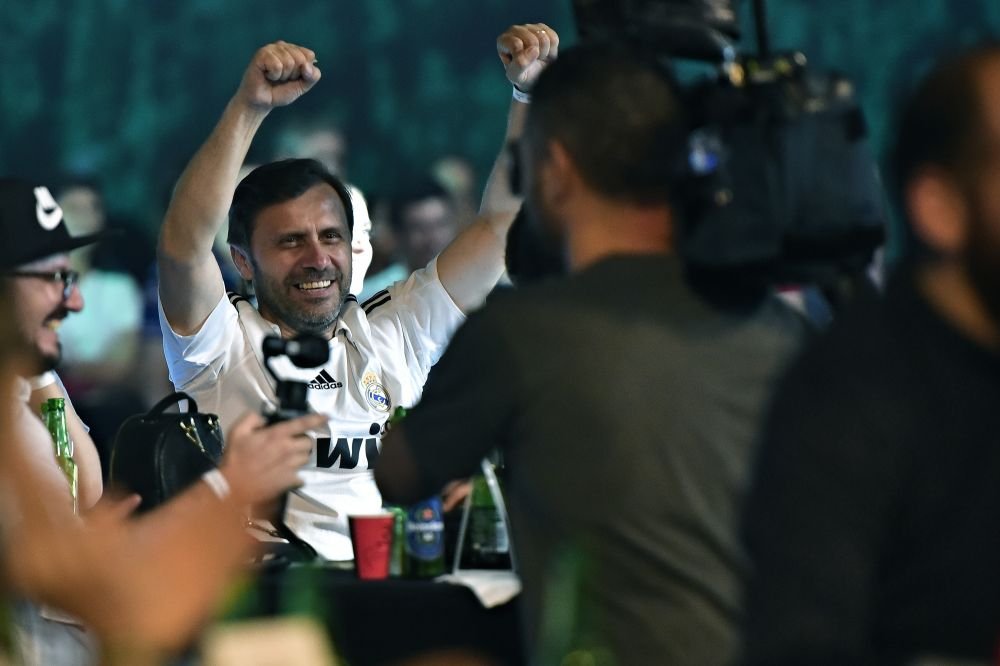 DRAMA DE HOLLYWOOD la Bucuresti! Sute de fani au urmarit finala Champions League! Cum au reactionat la victoria Realului. VIDEO_13