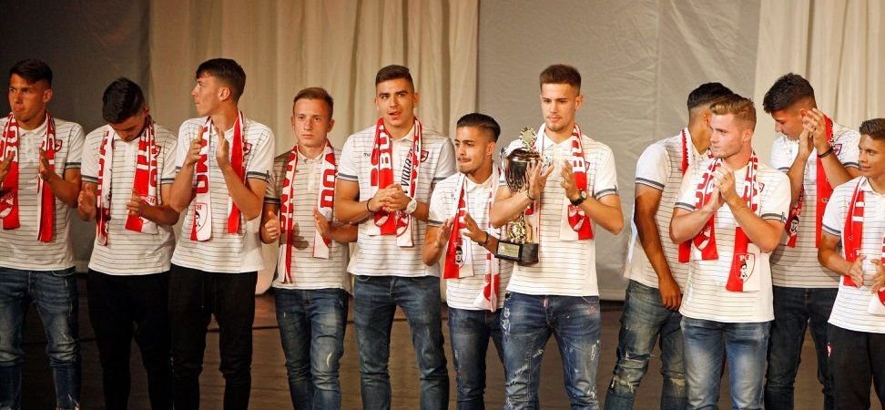 Impresarul lui Lewandowski a pus ochii pe el! Dinamo, la un pas sa piarda inca un jucator