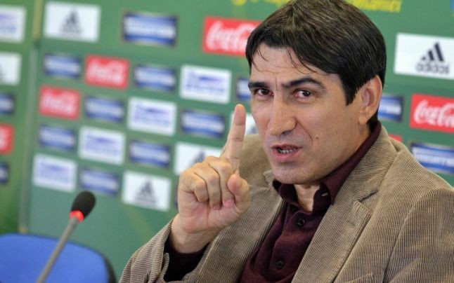 Am auzit ca merge la CFR . Bomba verii in Liga I pare tot mai aproape: Piturca poate antrena din nou in Liga