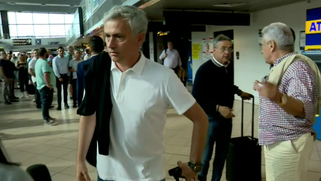 UPDATE | Mourinho l-a luat in brate pe 