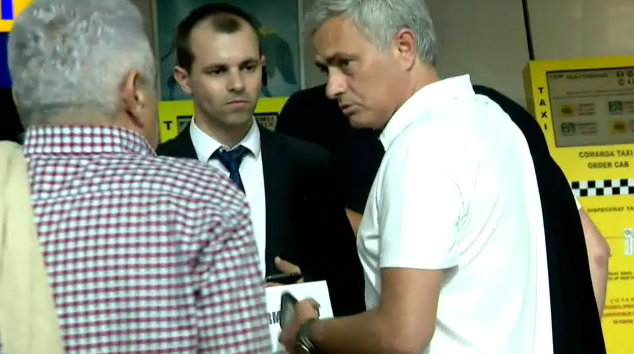 UPDATE | Mourinho l-a luat in brate pe 