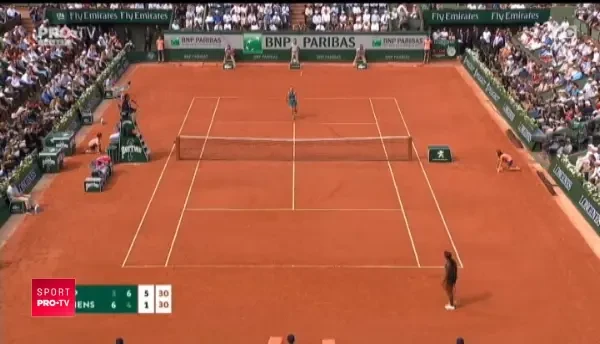 Vine un seic si da 300 de milioane! Gigi Becali isi slefuieste perlele si viseaza la banii seicilor milionari! De ce nu a plecat Coman de la FCSB si ce tun financiar pregateste Gigi