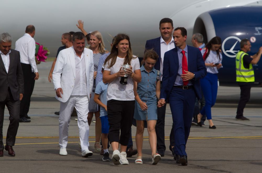 PRIMELE DECLARATII ale Simonei Halep la revenirea in tara: