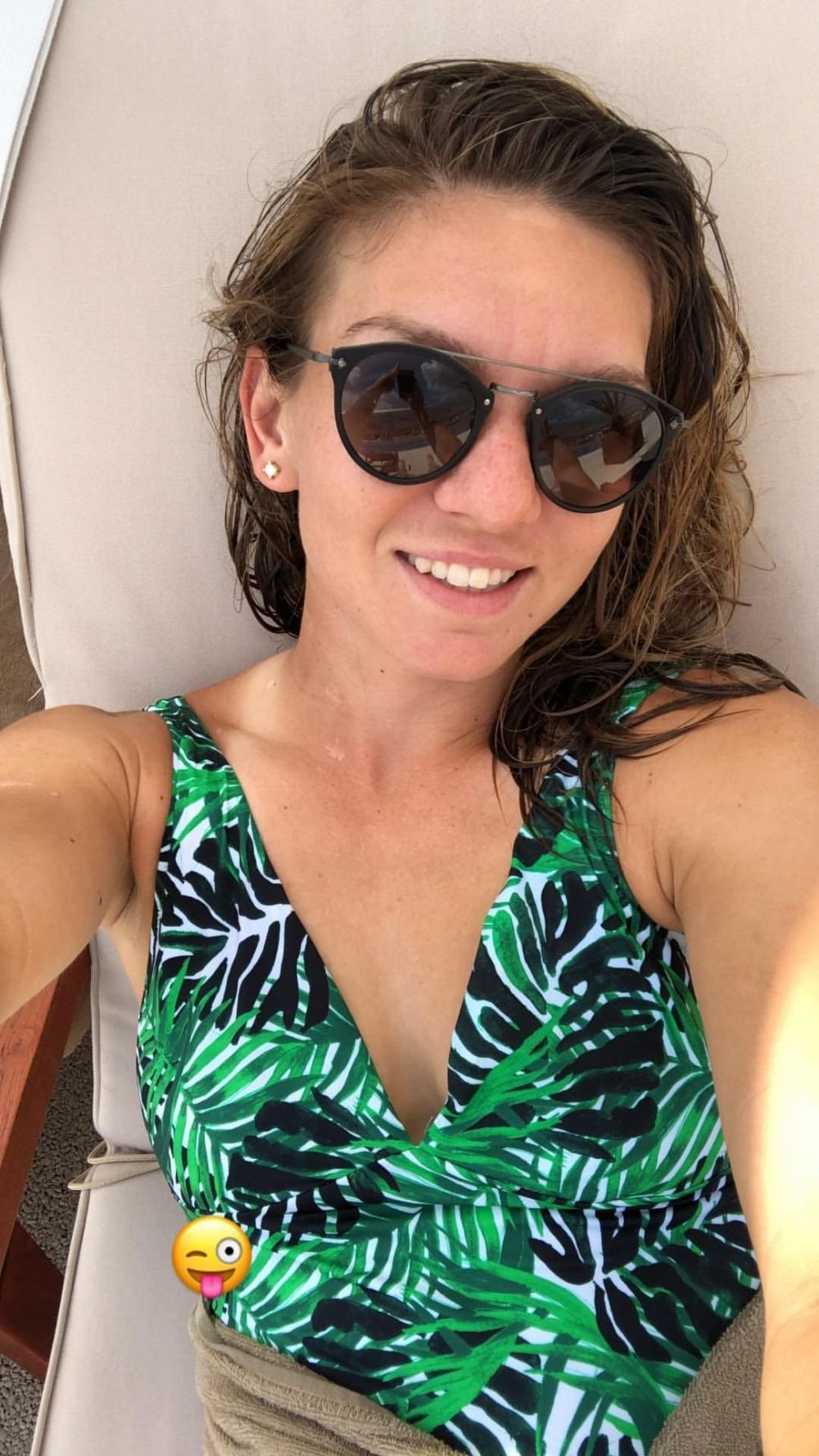 Viata frumoasa ACASA! Cum se relaxeaza Simona Halep dupa ce a castigat Roland Garros 2018! FOTO