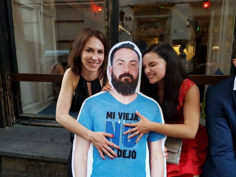 Cel mai ghinionist fan din lume! Sotia nu l-a lasat sa vina in Rusia: a ajuns celebru in toata lumea dupa gestul facut de prietenii lui | FOTO