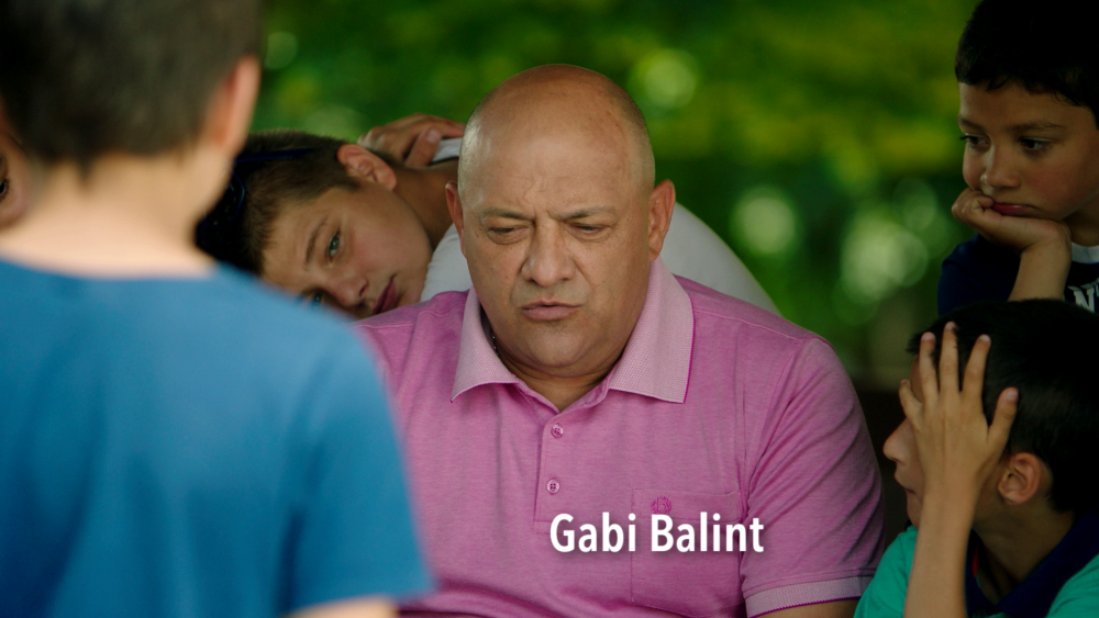 Asta e cel mai mare regret al meu! Gabi Balint a donat un regret pentru SOS Satele Copiilor. Cum poti ajuta si tu