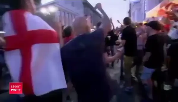 TUNATA e putin spus! Cum arata fotomodelul care a bagat 100.000 de euro in operatii estetice