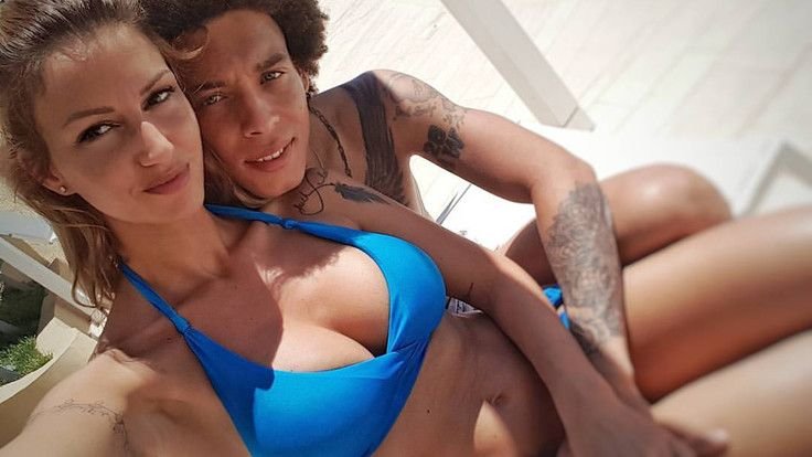 O romanca a INCINS Cupa Mondiala 2018! Cine e FRUMOASA care a atras toate privirile in Rusia! FOTO&nbsp;