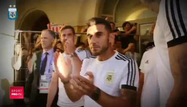 Fanii Argentinei au cantat toata ziua la hotel! VIDEO