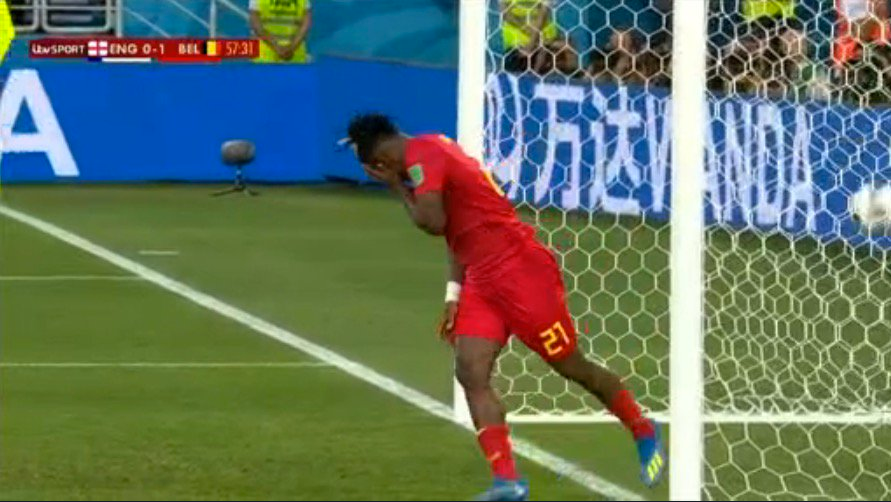 Batshuay, faza MONDIALA! Cum a reactionat dupa ce s-a facut KO SINGUR in meciul cu Anglia! VIDEO