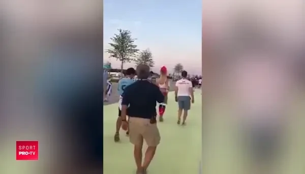 Nemchinova Fata care a innebunit Mondialul! VIDEO: Ce se intampla cand ajunge in mijlocul unui grup de suporteri