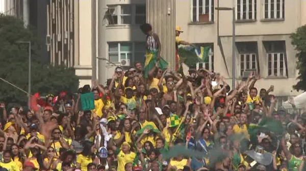 Brazilia, FAVORITA la pariuri sa castige Cupa Mondiala 2018! Cum au reactionat brazilienii la victoria cu Mexic. VIDEO