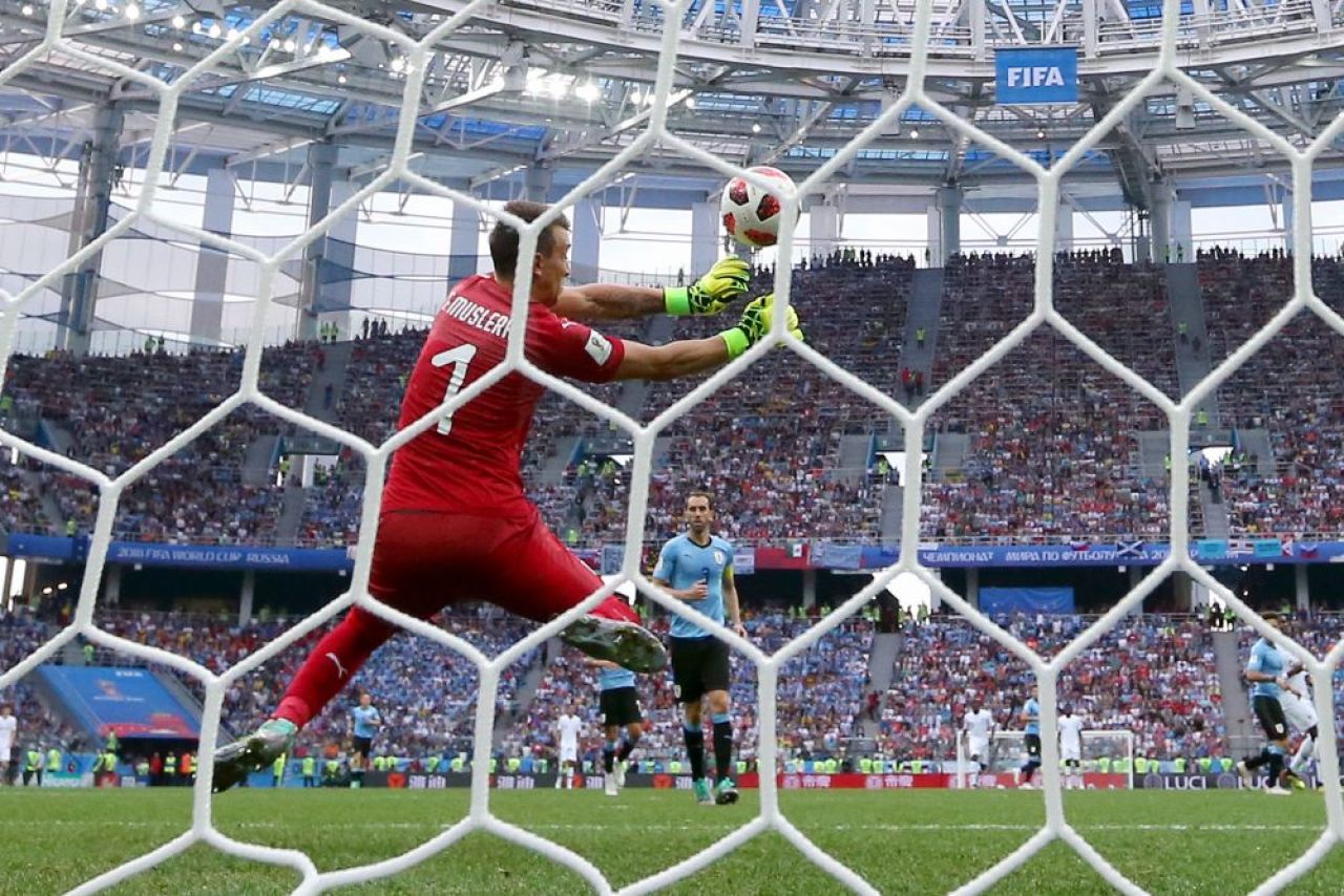 FRANTA 2-0 URUGUAY CUPA MONDIALA | Varane si Griezmann o duc pe Franta in semifinale! Gafa lui Muslera si absenta lui Cavani au fost decisive_5