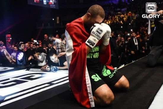 KO brutal incasat de legenda K-1, Gokhan Saki! Turcul a fost distrus in mai putin de 2 minute! VIDEO