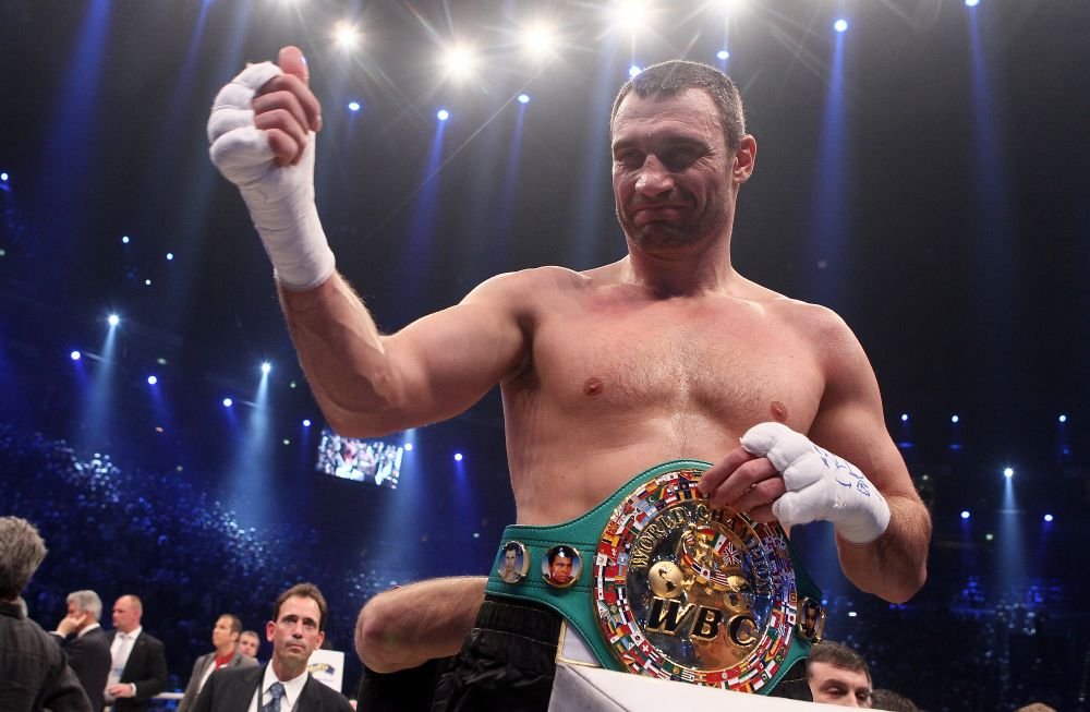 CE NEBUNIE! Vitali Klitschko, ajuns intre timp primarul orasului Kiev, revine in ring in septembrie