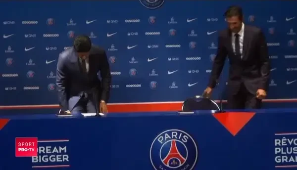 Buffon, la PSG! Prezentare de GALA pentru portarul italian