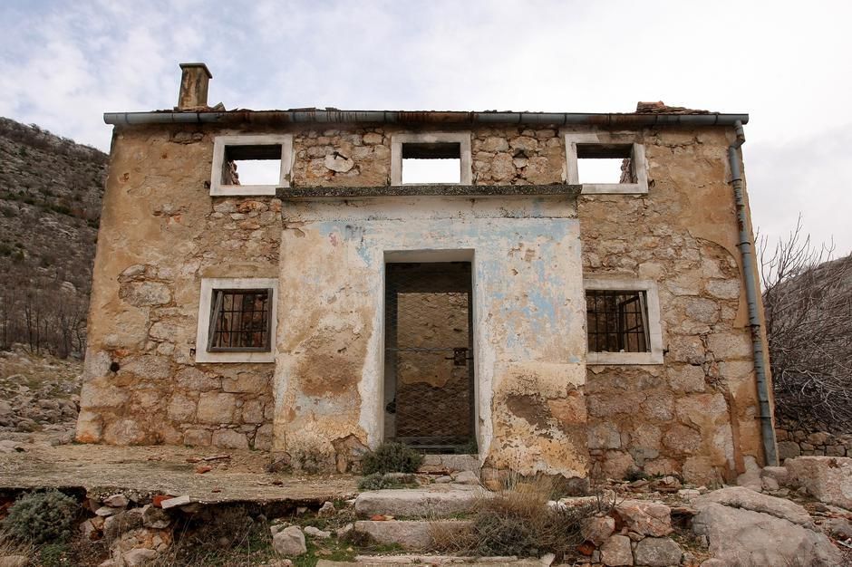 TRUE STORY // Baietelul care pastea oile si fugea de lupi e acum erou national si se bate pentru trofeul Cupei Mondiale_3