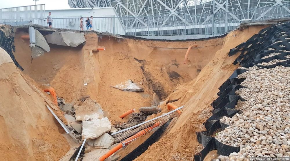 Imagini SOCANTE dupa finalul Cupei Mondiale! Arena de 350 de milioane de euro care a cazut in Volga | GALERIE FOTO_2