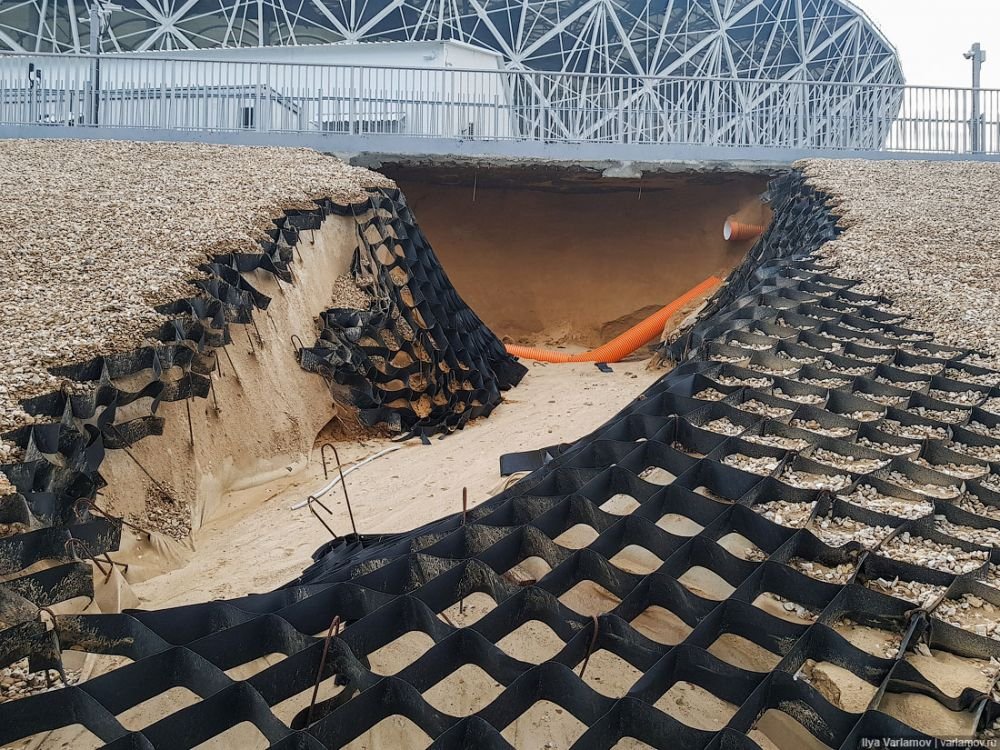 Imagini SOCANTE dupa finalul Cupei Mondiale! Arena de 350 de milioane de euro care a cazut in Volga | GALERIE FOTO_4