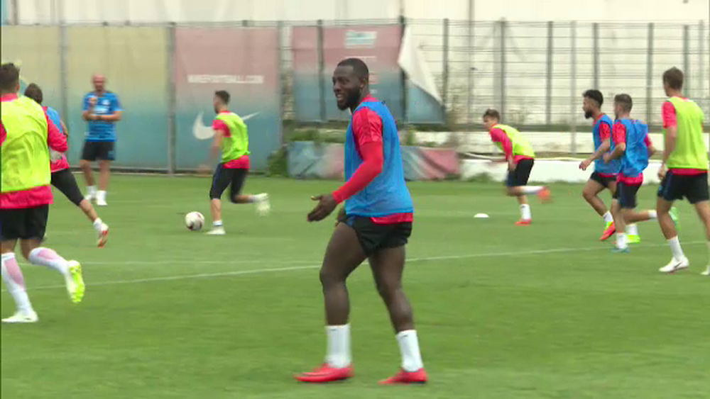 Da, ma, cu capul! / Nu pot! De ce l-a certat Pintilii pe Gnohere la antrenamentul FCSB: VIDEO!