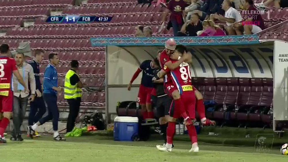 CFR CLUJ 1-1 FC BOTOSANI LIVE | Le-au PAPat punctele campioanei! Portarul Botosaniului a facut minuni, Fulop a marcat golul care a adus prima surpriza a sezonului_11