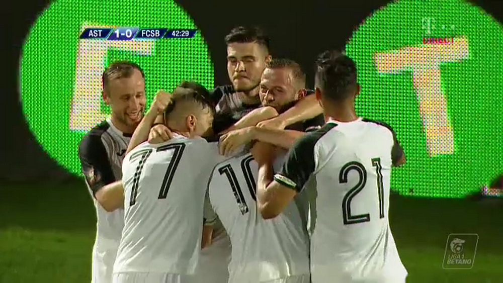 ASTRA 1-0 FCSB | Llullaku ingroapa FCSB-ul in primul meci din campionat! Accidentare grava pentru Qaka la debutul in tricoul ros-albastru_8