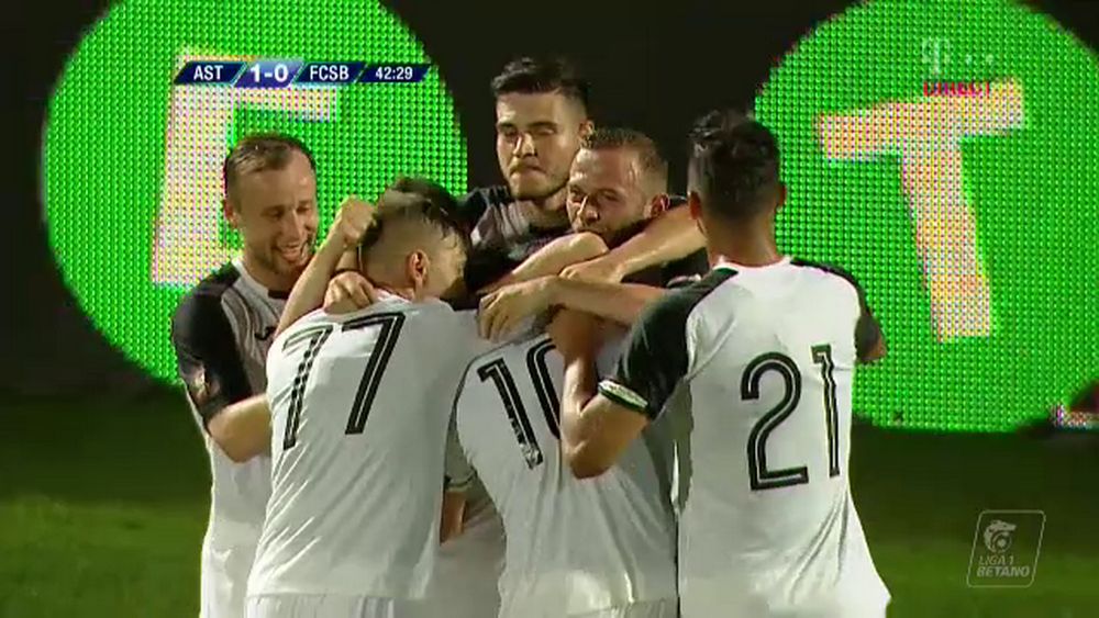 ASTRA 1-0 FCSB | Llullaku ingroapa FCSB-ul in primul meci din campionat! Accidentare grava pentru Qaka la debutul in tricoul ros-albastru_8